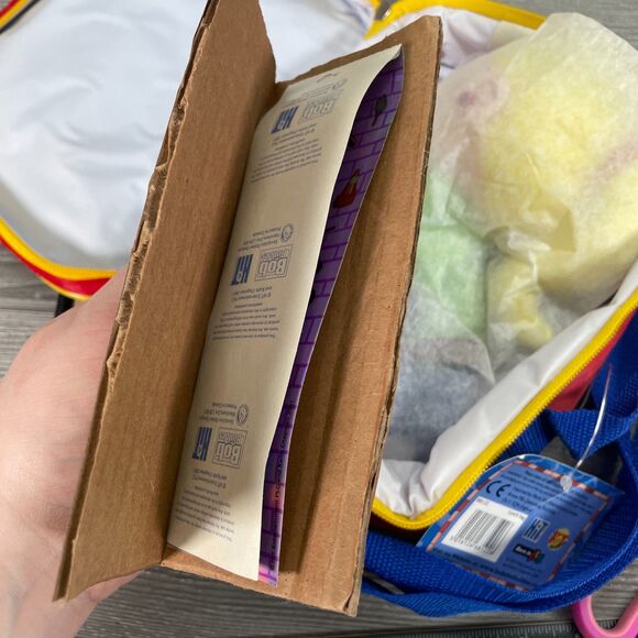 Vintage 2000 Bob the Builder Lunch Bag with Wendy Puppet & Sandylion Stickers - Picture 12 of 12